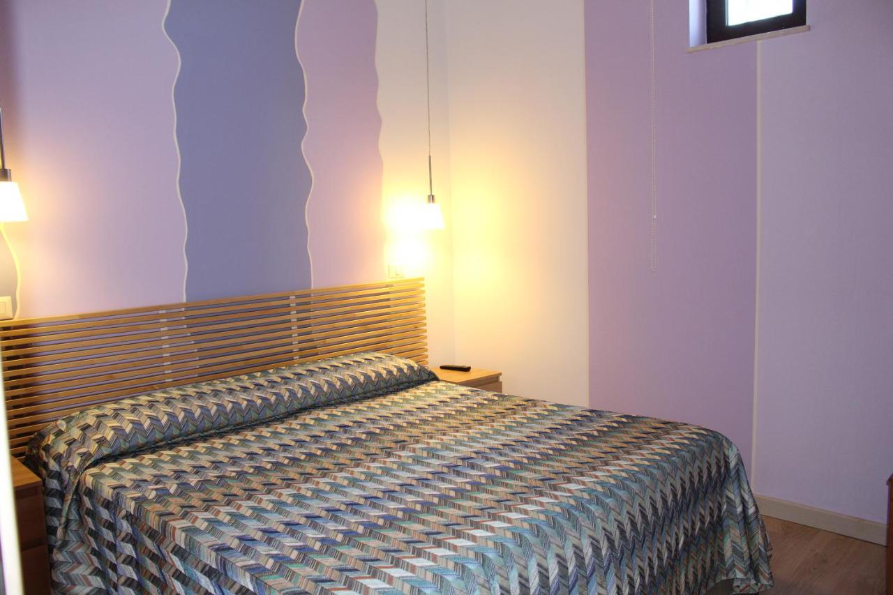 Borgo Camicia In Bed and Breakfast Barcellona-Pozzo di Gotto Kamer foto