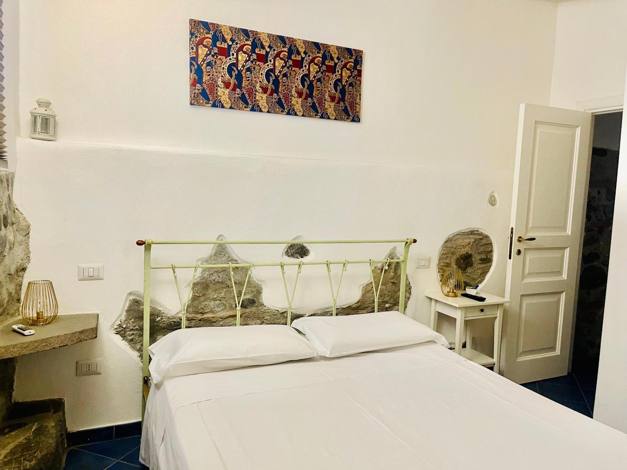 Borgo Camicia In Bed and Breakfast Barcellona-Pozzo di Gotto Kamer foto