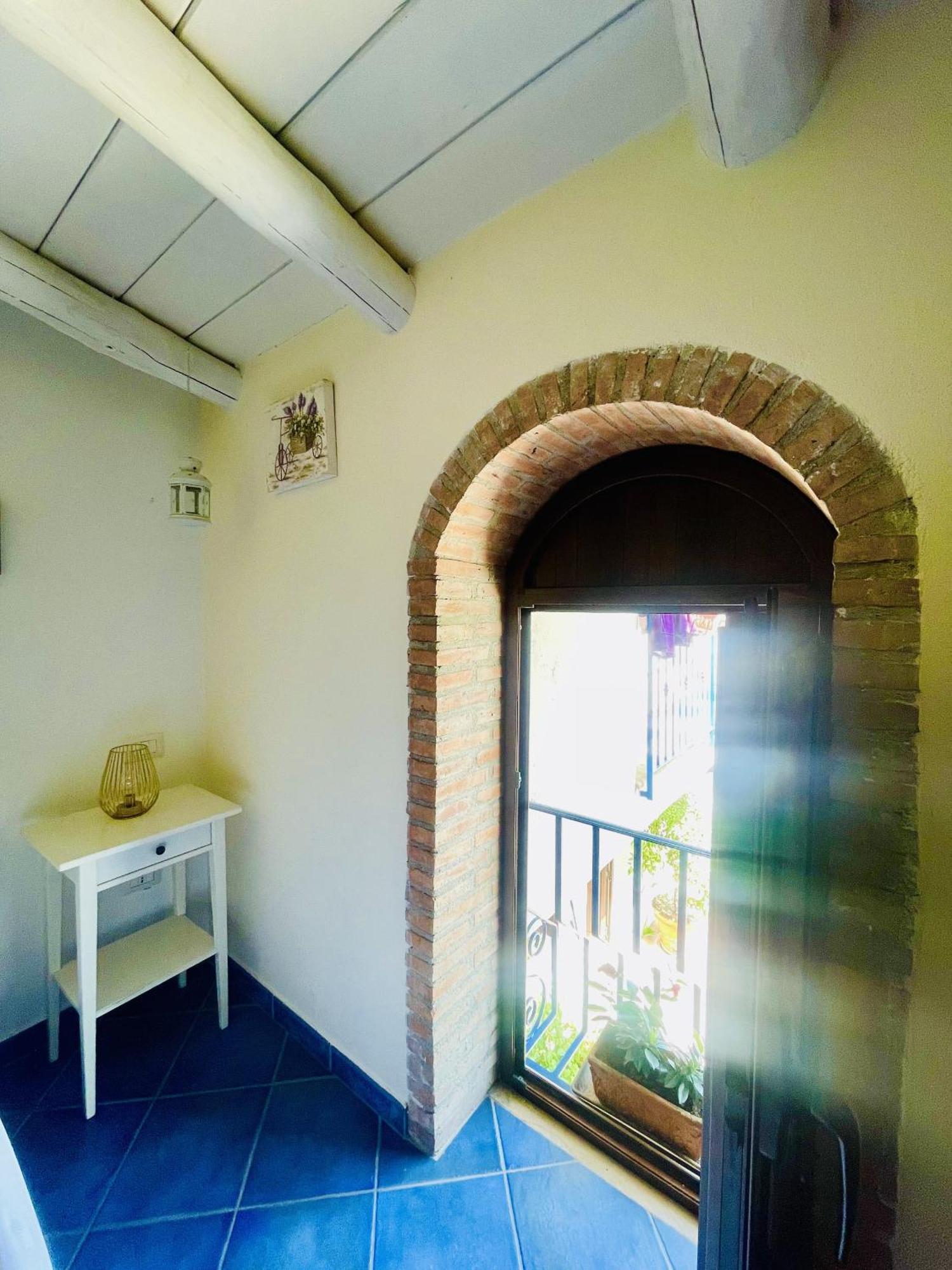 Borgo Camicia In Bed and Breakfast Barcellona-Pozzo di Gotto Buitenkant foto