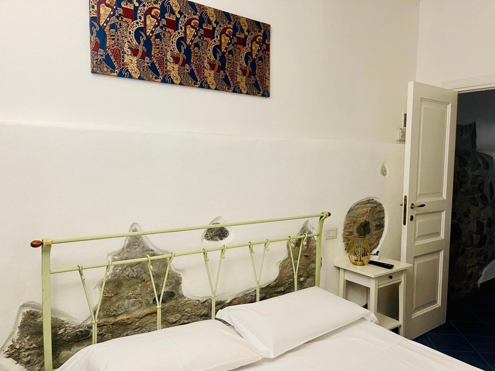 Borgo Camicia In Bed and Breakfast Barcellona-Pozzo di Gotto Kamer foto